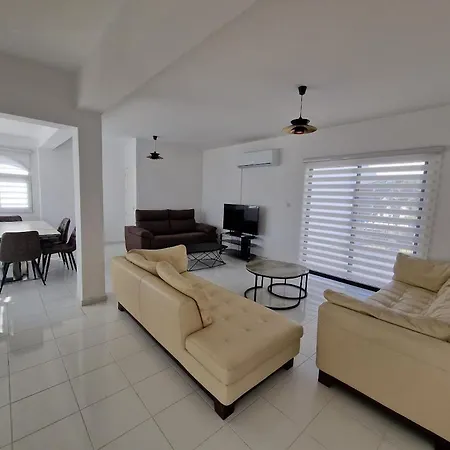 3 Bedroom Apartment, Natalia Centre, By Imh Europe Travel & Tours Apartment *